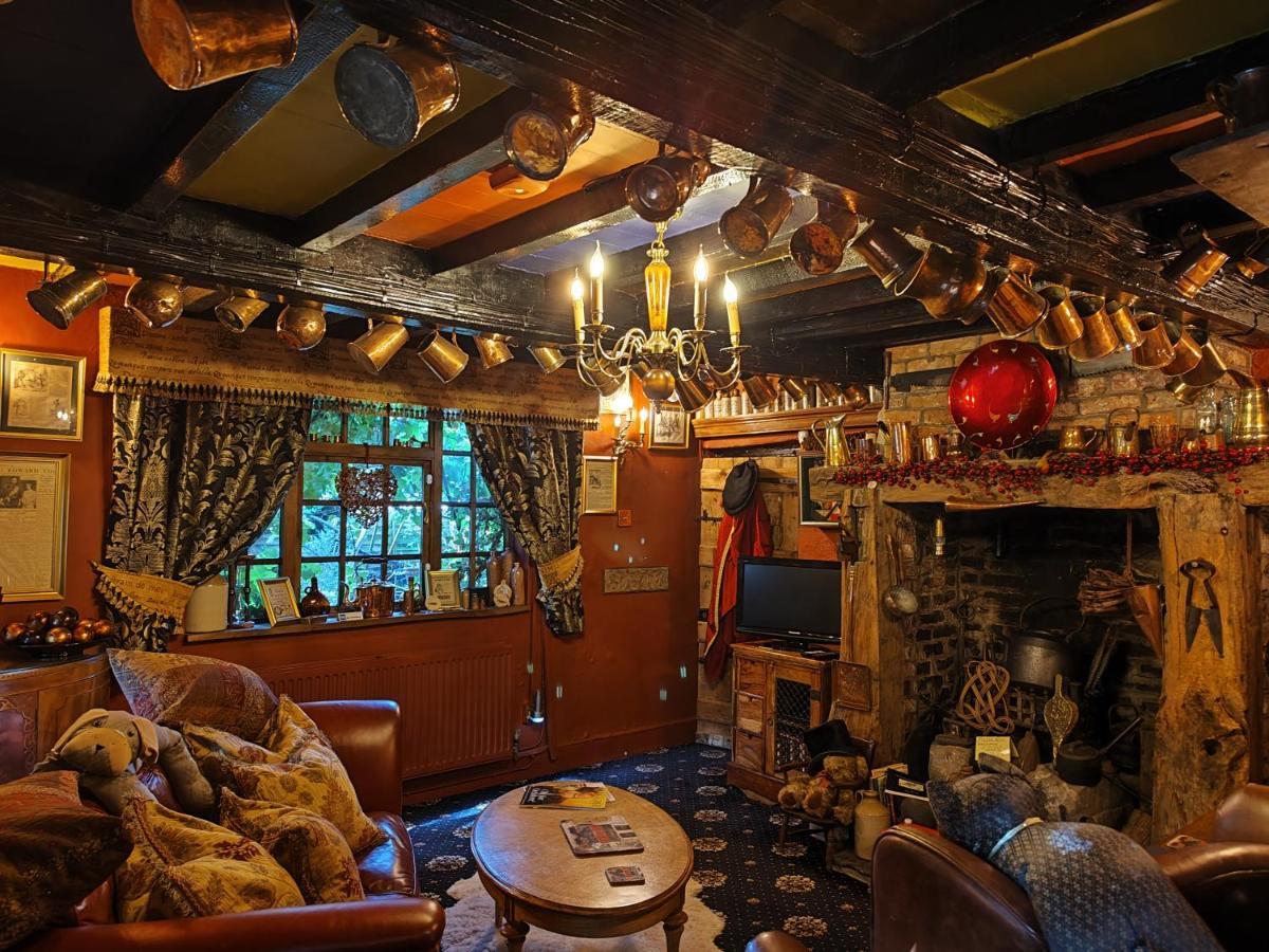 Wizards Thatch Luxury Suites Alderley Edge Ngoại thất bức ảnh