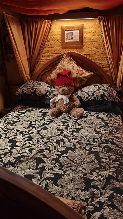 Wizards Thatch Luxury Suites Alderley Edge Ngoại thất bức ảnh